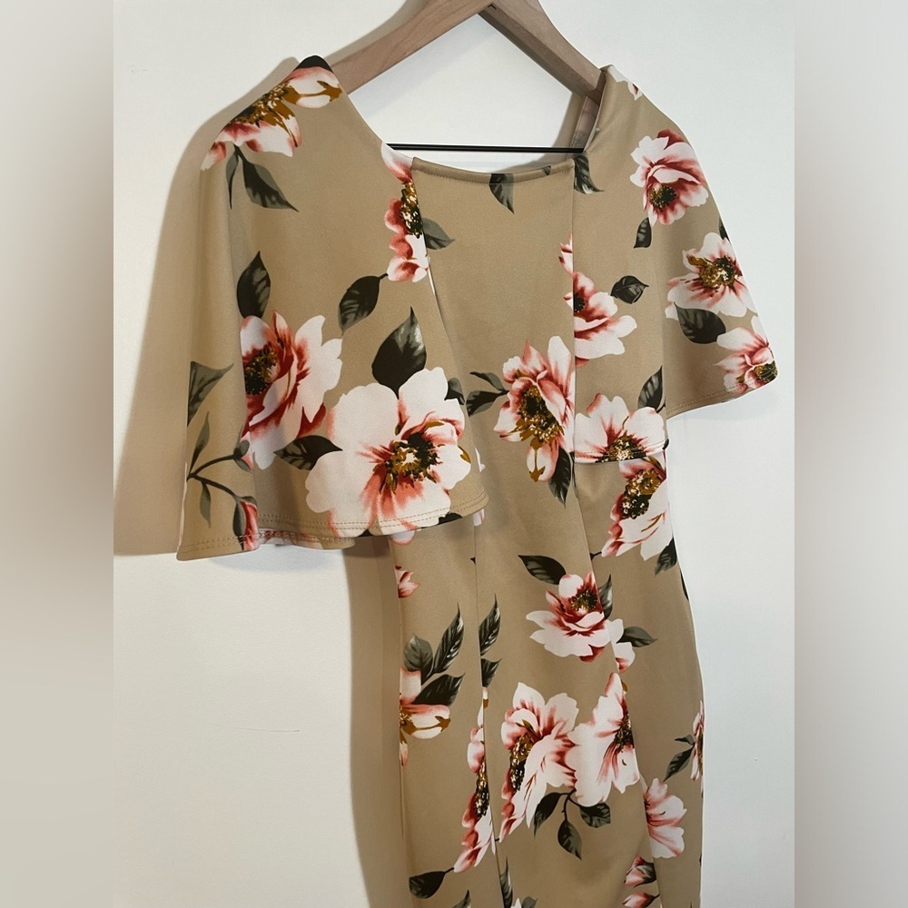 ViJo Couture Floral Pencil Dress, Size Medium- Runs Small Shoulder Shawl Detail - Picture 2 of 11
